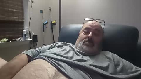 bigfuzzyteddybear online show from December 22, 12:40 am