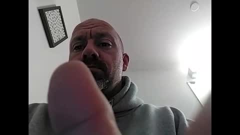 Snapshot of bigg_daddi_d chatting on October 21, 4:35 am bigg daddi hungd online show from October 21, 4:35 am