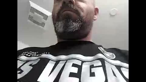 Snapshot of bigg_daddi_d chatting on November 1, 12:51 pm bigg daddi hungd online show from November 1, 12:51 pm