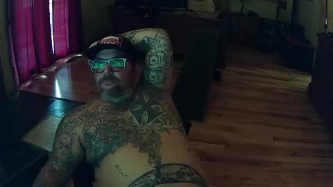 biggdaddy4206913 online show from September 17, 7:04 pm