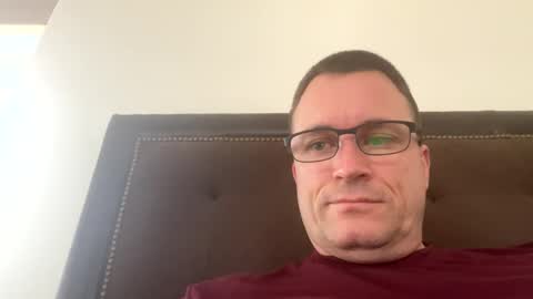 bigger22332233 online show from December 4, 9:35 pm