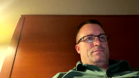 bigger22332233 online show from February 20, 5:12 am