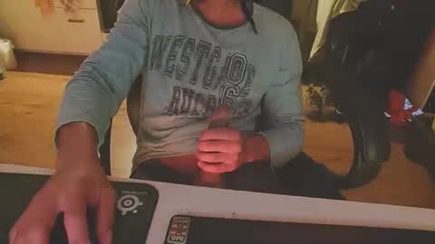 biggeroncam online show from December 1, 11:14 pm