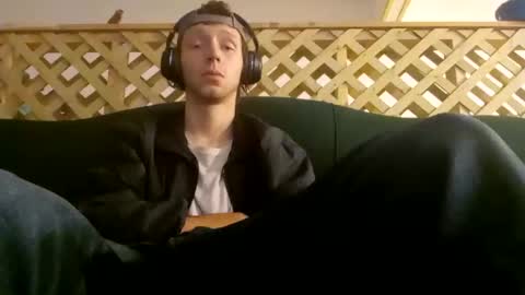 biggestboiiii online show from February 3, 3:20 am