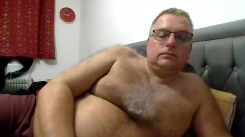 bigguy2014 online show from December 15, 9:08 pm