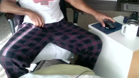 Snapshot of biggyballs900 chatting on December 21, 6:59 pm biggyballs900 online show from December 21, 6:59 pm