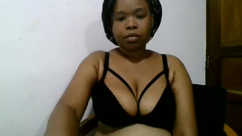 Snapshot of biggychocote chatting on May 9, 6:02 pm biggychocote online show from May 9, 6:02 pm