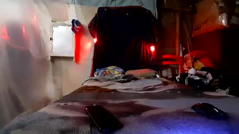 Snapshot of bighammerx90 chatting on September 20, 10:16 am bighammerx90 online show from September 20, 10:16 am