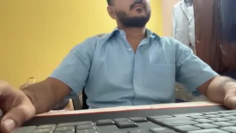 bighandsomesatisfy online show from April 1, 4:48 pm