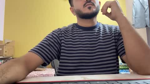 bighandsomesatisfy online show from April 3, 4:05 pm