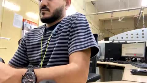 bighandsomesatisfy online show from April 4, 4:15 pm