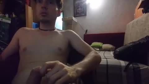 Snapshot of bighead570 chatting on September 15, 1:16 am bighead570 online show from September 15, 1:16 am