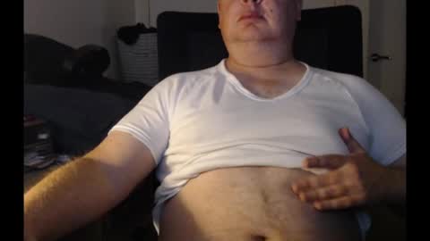 Snapshot of bighorn1981 chatting on February 15, 12:15 am bighorn1981 online show from February 15, 12:15 am