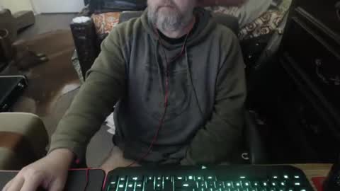 Snapshot of bighugmugg chatting on January 11, 5:07 pm bighugmugg online show from January 11, 5:07 pm