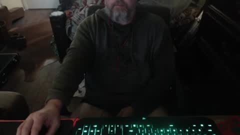 Snapshot of bighugmugg chatting on January 13, 2:39 am bighugmugg online show from January 13, 2:39 am