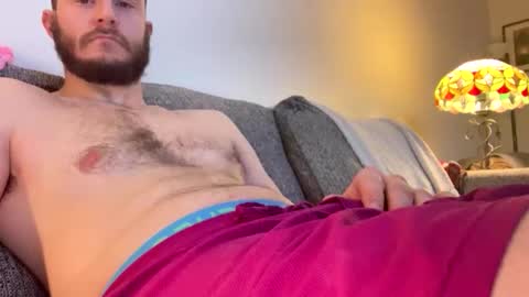 Snapshot of bigironfriend32 chatting on February 16, 3:02 am bigironfriend32 online show from February 16, 3:02 am