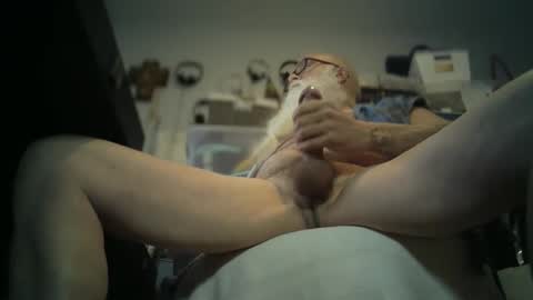 Snapshot of bigjeff01 chatting on November 18, 9:52 pm bigjeff01 online show from November 18, 9:52 pm