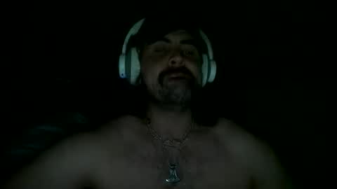 Snapshot of bigjohnofthewood chatting on December 18, 4:51 am BigJohnOfTheWoods online show from December 18, 4:51 am