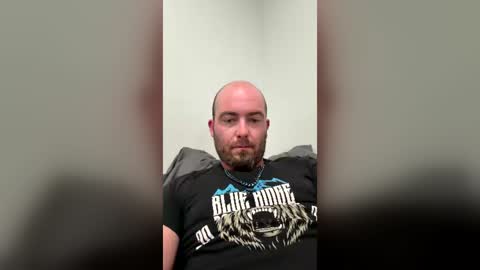 Snapshot of bigjon50eldi chatting on June 20, 3:09 am bigjon50eldi online show from June 20, 3:09 am