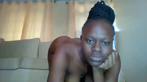 Snapshot of bigjuicyass_30 chatting on May 19, 4:19 am pretty online show from May 19, 4:19 am