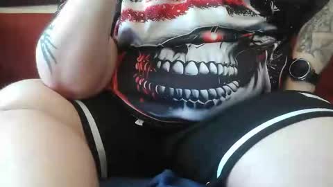 bigmac_xs online show from March 27, 3:23 pm