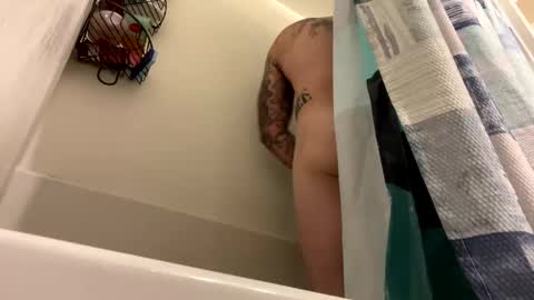 Snapshot of bigmacc15 chatting on October 23, 10:25 am bigmacc15 online show from October 23, 10:25 am