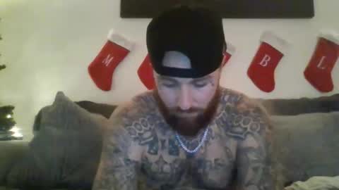 Snapshot of bigmacc15 chatting on December 3, 2:19 am bigmacc15 online show from December 3, 2:19 am