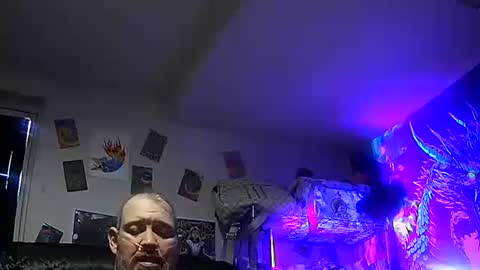 bigman42of0rlife online show from February 5, 4:44 pm