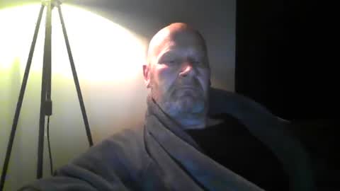bigmike3339 online show from March 11, 5:38 am