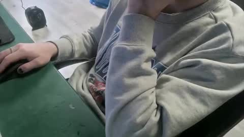 bigpeepdude online show from April 2, 10:46 am