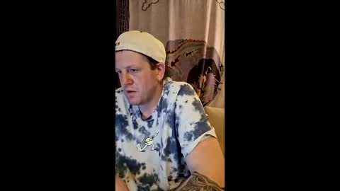 Snapshot of bigred382055 chatting on February 2, 9:19 am Joon online show from February 2, 9:19 am