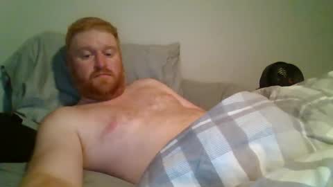 Snapshot of bigred92899 chatting on May 1, 4:06 am bigred92899 online show from May 1, 4:06 am