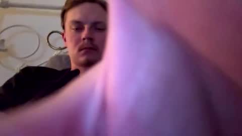 bigspoon610 online show from April 12, 3:22 am