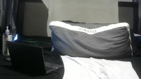 Snapshot of bigstud__95 chatting on January 29, 6:39 pm bigstud__95 online show from January 29, 6:39 pm