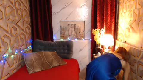 sophia online show from March 21, 8:30 am