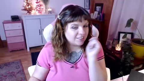 Morgan Lafeuille online show from December 10, 2:38 am