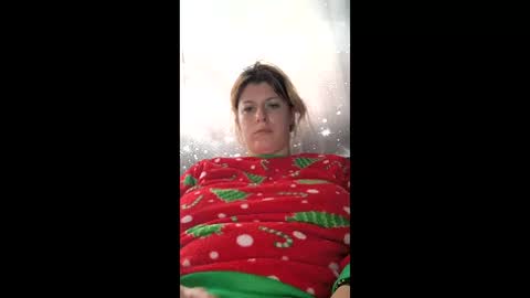 Snapshot of bigtitslala chatting on December 3, 11:30 am bigtitslala online show from December 3, 11:30 am