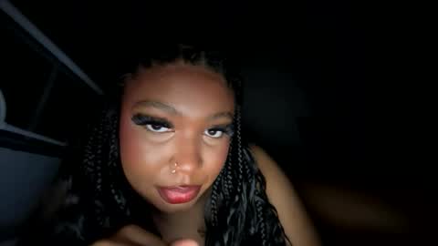 Snapshot of bigtittienyx chatting on January 16, 5:00 am bigtittienyx online show from January 16, 5:00 am