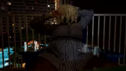 Snapshot of bigtxsissy chatting on January 11, 10:09 am bigtxsissy online show from January 11, 10:09 am