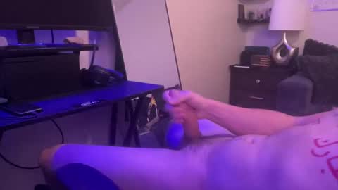 bigwhitepeniss9 online show from October 3, 2:41 am