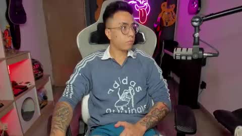 Snapshot of bigxboy96 chatting on October 29, 11:39 pm bigxboy96 online show from October 29, 11:39 pm