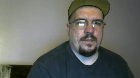 Snapshot of bigxcountry_39 chatting on June 20, 3:09 am bigxcountry_39 online show from June 20, 3:09 am