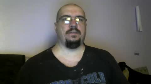 Snapshot of bigxcountry_39 chatting on July 19, 2:37 am bigxcountry_39 online show from July 19, 2:37 am