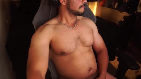 Snapshot of bigzz1 chatting on October 22, 5:41 am Valleyguy818 online show from October 22, 5:41 am