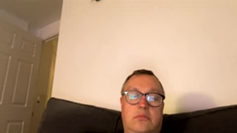 Just call me master online show from April 15, 9:15 pm