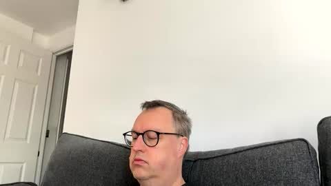 Just call me master online show from April 19, 8:46 am