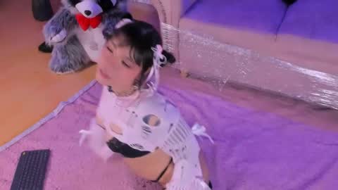 Biizzy online show from April 13, 2:22 pm