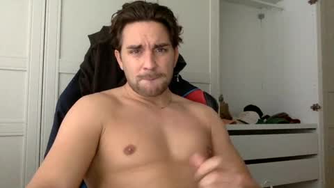 Snapshot of bikdig1 chatting on December 30, 10:21 am bikdig1 online show from December 30, 10:21 am