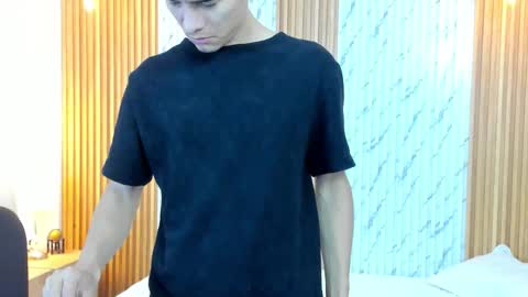 Billie online show from December 4, 4:11 am