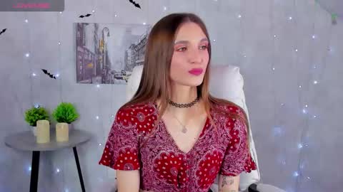 Snapshot of billie_simmons chatting on November 17, 9:15 am Alisha online show from November 17, 9:15 am